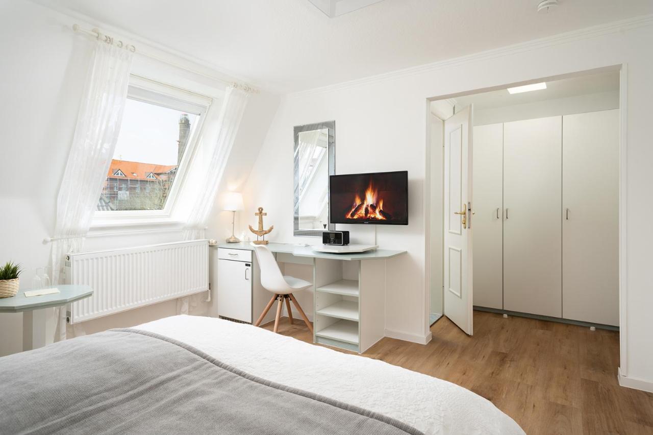 Hotel Haus Am Park Borkum Exterior photo